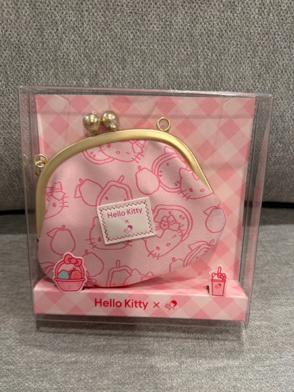 Hello Kitty x HEYTEA Coin Purse china exclusive